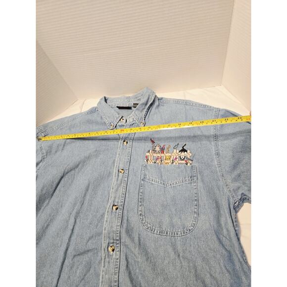 Women's Sz L Denim Shirt by Outrageous Sports Cats Over The Over Pocket Preppy - Picture 4 of 8
